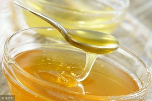 一杯蜂蜜水美容又保健，正確吃蜂蜜，身體才不容易受損!