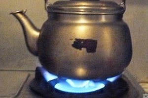 燒開水正確關火時間竟然是…！關錯了會產生致癌物，90%的人都不知道！