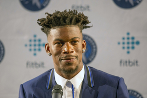 Jimmy Butler:請灰狼迷盡量噓我，我會更多的微笑