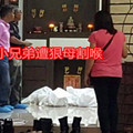 《大马新闻》华裔小兄弟遭親母割喉！！事后婦女畏罪自殺不果，遭家人制止，惨案引起哗然！