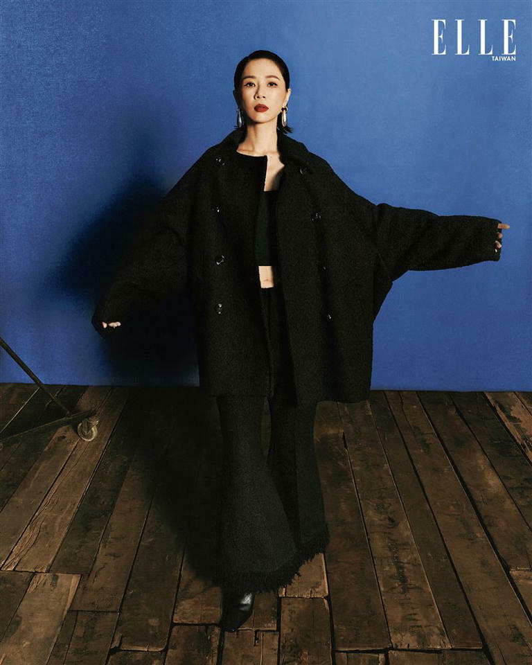 謝盈萱演出《影后》很有感觸。(圖/ELLE提供) 謝盈萱演出《影后》很有感觸。(圖/ELLE提供)