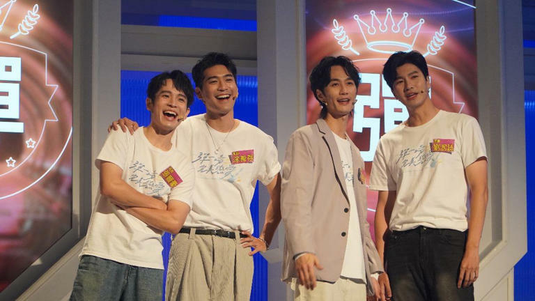 張豐豪、劉泯廷、李英宏及涂善存組戰隊登上《全家有智慧》爭百萬獎金。(圖/公視台語台提供) 張豐豪、劉泯廷、李英宏及涂善存組戰隊登上《全家有智慧》爭百萬獎金。(圖/公視台語台提供)