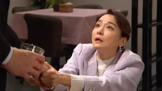 ▲江祖平做壞事後還跪求原諒。(圖/三立提供) ▲江祖平做壞事後還跪求原諒。(圖/三立提供)