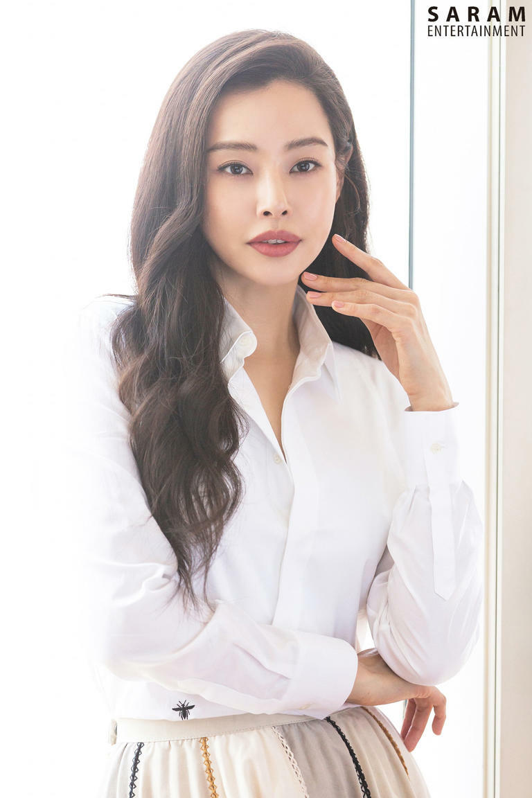 河正宇第4部導演作《樓上鄰居》,超實力派豪華陣容!與李荷妮扮夫妻,金東旭&孔曉也加盟 河正宇第4部導演作《樓上鄰居》,超實力派豪華陣容!與李荷妮扮夫妻,金東旭&孔曉也加盟