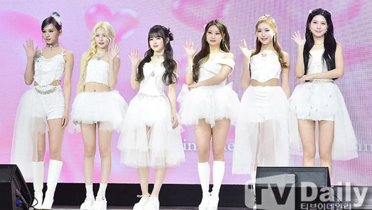 【影片】女團Blingone《Bubble Gum》Showcase:全員中國籍成員,挑戰K-POP 【影片】女團Blingone《Bubble Gum》Showcase:全員中國籍成員,挑戰K-POP