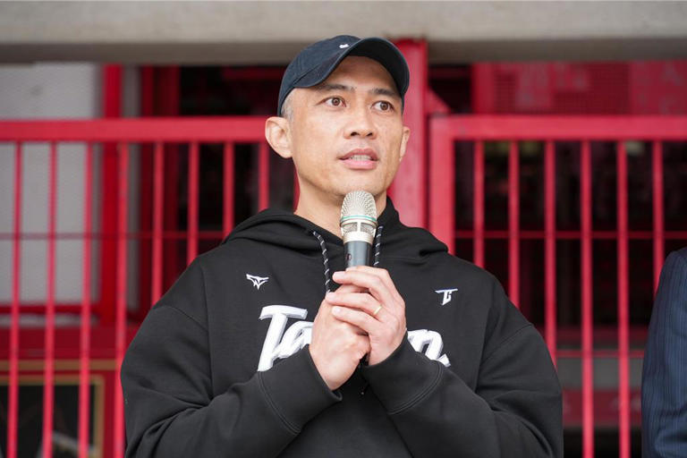電影《冠軍之路Team Taiwan》紀錄片由龍男以撒克凡亞思執導筒。(羅永銘攝) 電影《冠軍之路Team Taiwan》紀錄片由龍男以撒克凡亞思執導筒。(羅永銘攝)