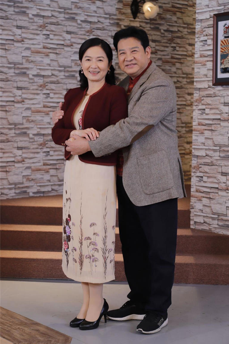 楊慶煌、謝瓊煖飾演夫妻。(民視提供) 楊慶煌、謝瓊煖飾演夫妻。(民視提供)