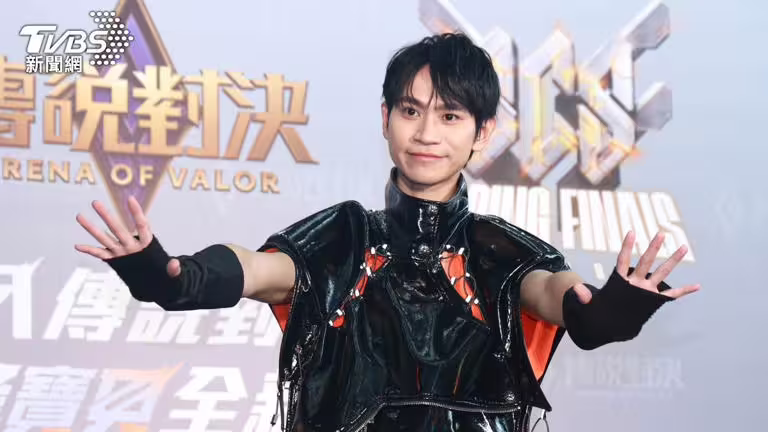 Andy老師揮別過去向前看。(圖/黃城碩攝) Andy老師揮別過去向前看。(圖/黃城碩攝)