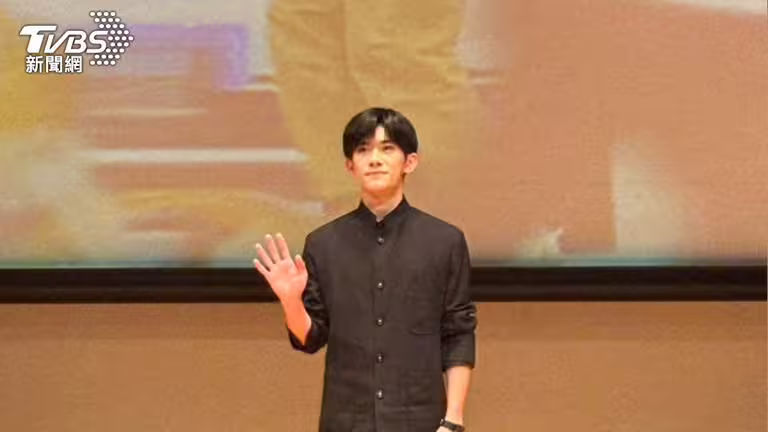 易烊千璽今來台出席兩岸電影展開幕式。(圖/羅子欣攝) 易烊千璽今來台出席兩岸電影展開幕式。(圖/羅子欣攝)