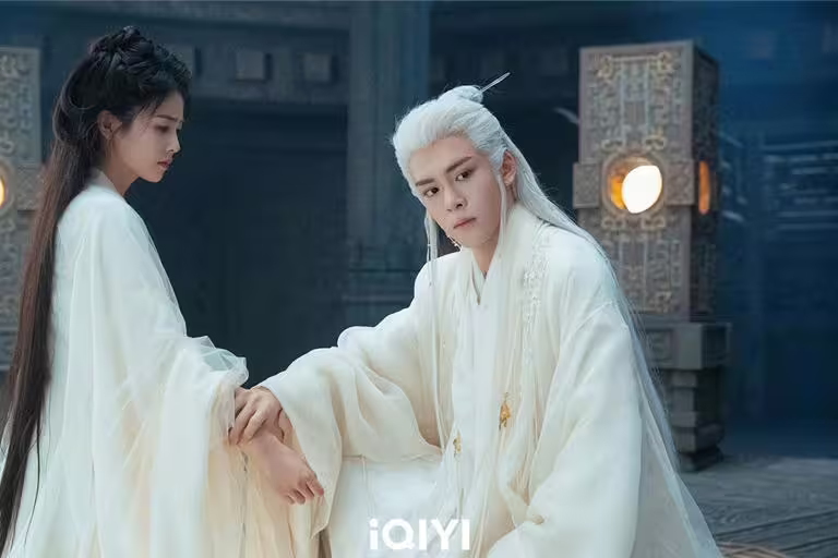 曾舜晞與白鹿主演的《臨江仙》即將迎來大結局。（iQIYI愛奇藝國際版提供）