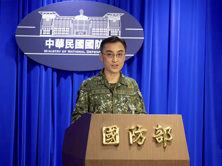 作計室聯戰處長董冀星少將說明今年漢光41號實兵操演的演習重點與實施期程。(圖:國防部發言人臉書) 作計室聯戰處長董冀星少將說明今年漢光41號實兵操演的演習重點與實施期程。(圖:國防部發言人臉書)