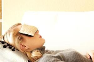 事實證明快速掌握這4招護眼急救術還是很有用的！