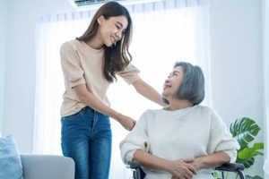 親家公過世「親家母癱瘓」！媳婦拜託婆婆照顧　她「機智1句話」救了自己後半輩子
