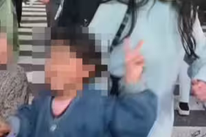 台女童澀谷遭「肘擊」撞飛　日律師曝撞人女「最嚴重下場」