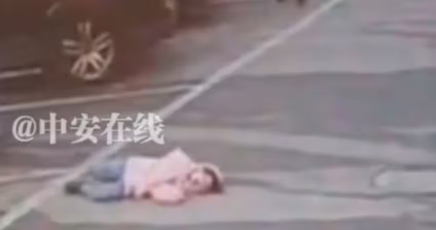 母親躲起來騙她！中國女童找不到人「崩潰暈倒身亡」