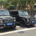 上海街頭現「雙胞胎」豪車 車牌車型一樣
