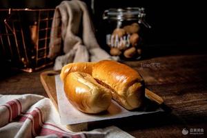 點心食譜 - 樸素原味麵包的做法