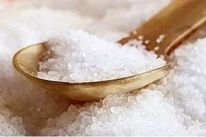 每日鈉鹽攝入量不超過6克？錯啦！高血壓病人要減半！