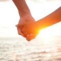 心理測試：4種牽手方式，測你和他誰更需要愛情的安全感？