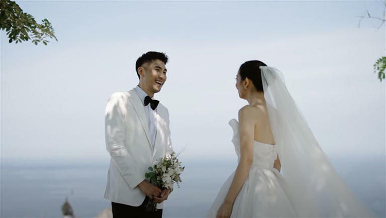 劉芒分享婚禮上動人畫面。(圖/翻攝自YouTube-劉芒頻道) 劉芒分享婚禮上動人畫面。(圖/翻攝自YouTube-劉芒頻道)