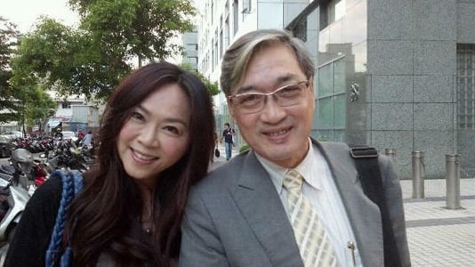 江映瑤(左)曬出跟張友驊合照。(圖/翻攝臉書) 江映瑤(左)曬出跟張友驊合照。(圖/翻攝臉書)