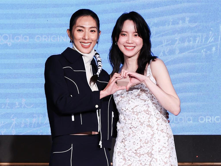 林辰唏(左起)、程予希劇中上演女女戀。(陳俊吉攝) 林辰唏(左起)、程予希劇中上演女女戀。(陳俊吉攝)