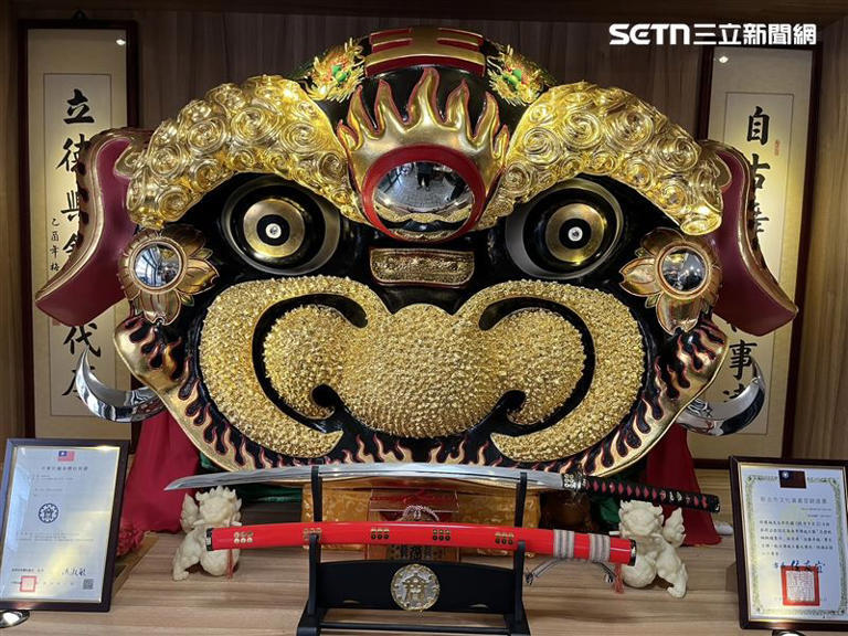 號稱全台最大北部獅,直徑更是超過6呎(圖/翻攝自寶島神很大) 號稱全台最大北部獅,直徑更是超過6呎(圖/翻攝自寶島神很大)