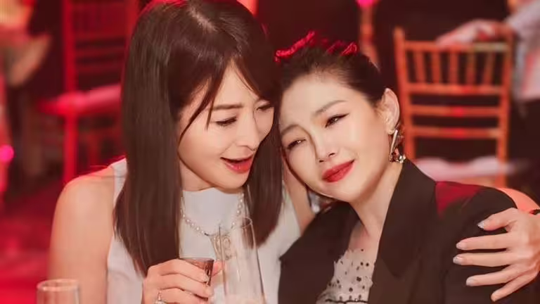 賈永婕曬出合照,追憶過往和大S的相處點滴。(圖/翻攝自賈永婕IG) 賈永婕曬出合照,追憶過往和大S的相處點滴。(圖/翻攝自賈永婕IG)