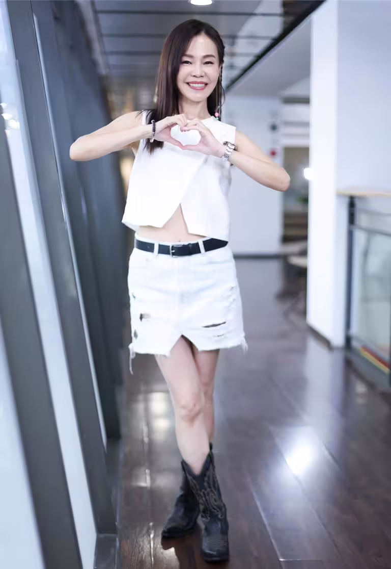 彭佳慧個性孝順又暖心,跟家人感情深厚。(陳俊吉攝) 彭佳慧個性孝順又暖心,跟家人感情深厚。(陳俊吉攝)