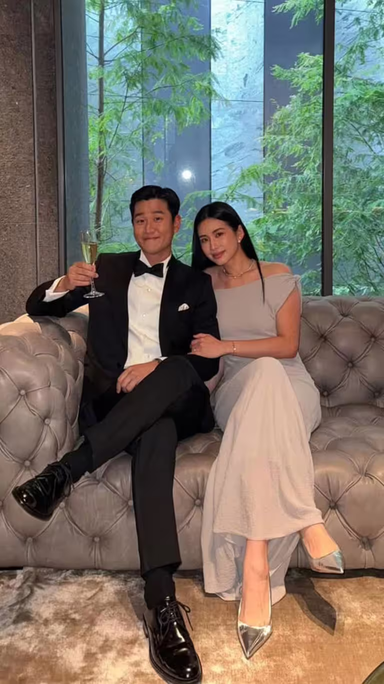 周興哲跟老婆過生日。(圖/星空飛騰提供) 周興哲跟老婆過生日。(圖/星空飛騰提供)