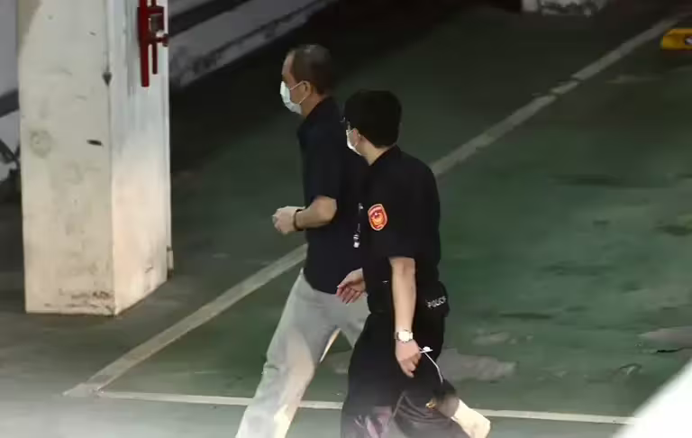 ▲國民黨台北市黨部書記長初文卿起訴後仍在押,台北地院今日首度開庭。(圖/記者朱永強攝) ▲國民黨台北市黨部書記長初文卿起訴後仍在押,台北地院今日首度開庭。(圖/記者朱永強攝)