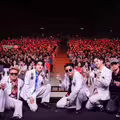 冰球樂團鼓手演出到一半！突然遭到攻擊被打 敲到頭昏腦脹