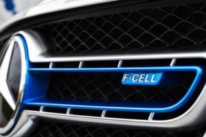 世界首款插電式氫燃料電池車—梅賽德斯-奔馳GLCF-Cell