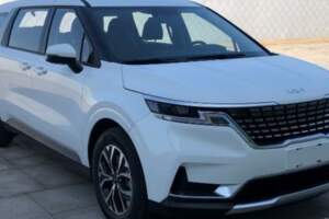 國產新一代起亞嘉華實車首次曝光定位於中大型MPV