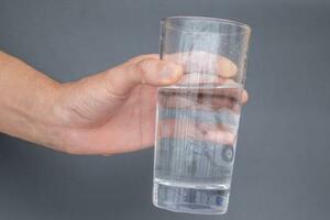 這3個喝水習慣，可能正在傷害你的健康，別再繼續了