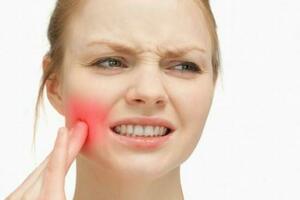 晚上牙痛就一定是牙髓炎嗎？醫生：不用做根管治療，直接拔掉吧！