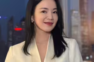 阿雅嫁轉世活佛神隱11年！突曬「女兒正面照」 美貌震驚全網
