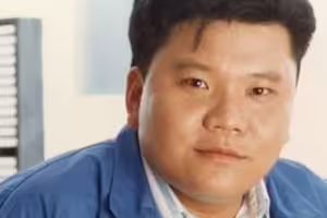 金曲得主超市逛街昏倒猝逝！搶救不治享年47歲 奪貢獻獎巫啟賢獻聲緬懷