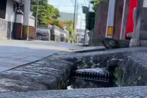 日本水溝多乾淨?鏡頭「泡進水裡」畫面震驚世界 日本水溝多乾淨?鏡頭「泡進水裡」畫面震驚世界