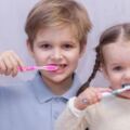 孩子不愛刷牙？把髒牙齒放大1000倍的圖片給他們看，我就不信他不刷牙！