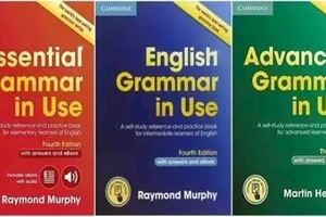 一套非常好用的英語語法書，劍橋大學出版社的EnglishGrammarinUse系列