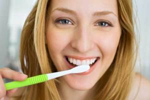 牙膏應該不沾水直接刷？！原來這些護齒知識都是錯的。