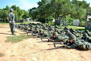 快暈倒…女友「營區福利多」想簽職軍　他反對卻被提分手！