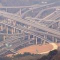 中國的全世界最複雜「迷宮橋」！5層道路、20個匝道通往8個不同方向！網友：「Google Maps會自殺！」